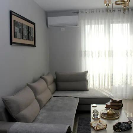 Apartament Shkoder Daire *